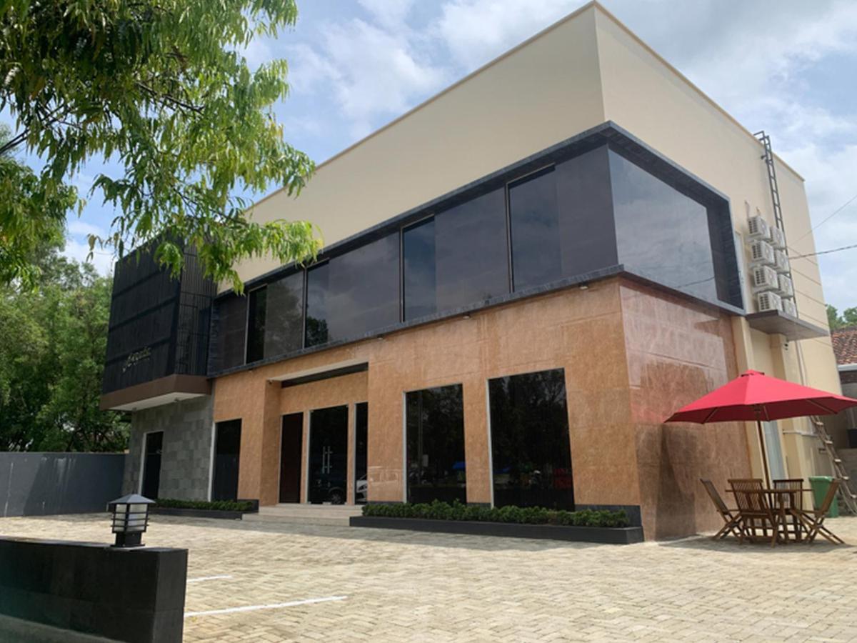 Reddoorz Near Alun Alun Purbalingga Hotel Exterior photo